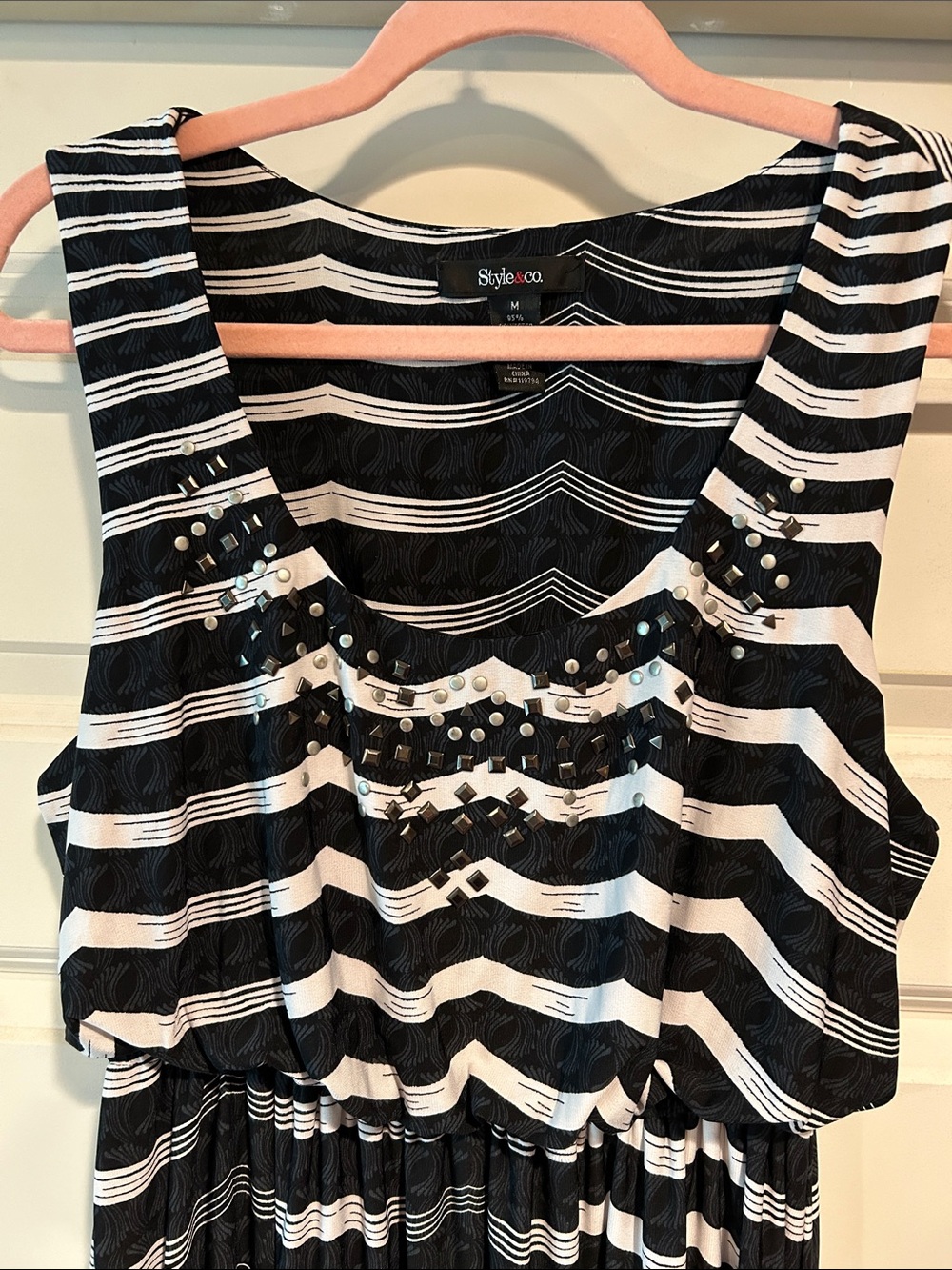 M | Black & White Maxi Dress